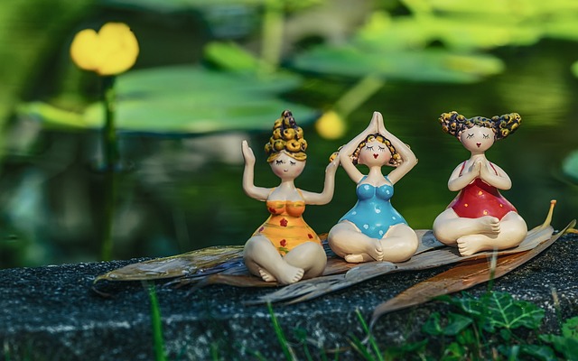 Figurines yoga